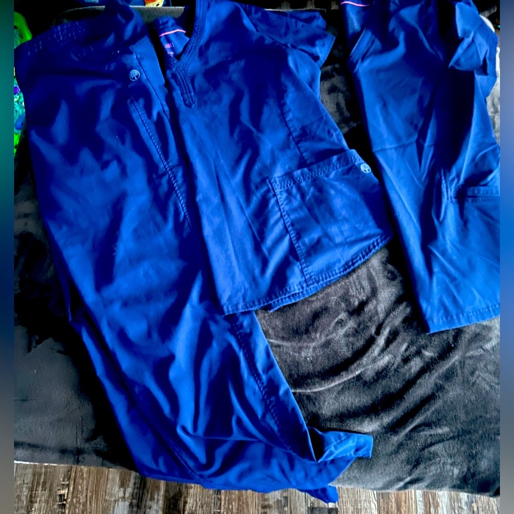 Healing hands purple label XL Tall bottoms and 2 tops galaxy blue